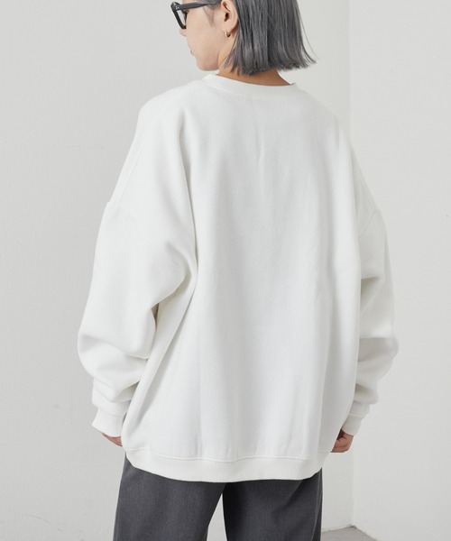 CIAOPANIC TYPY(チャオパニックティピー)の「【WEB限定】【ユニセックス】ビッグシルエットアソートロゴスウェット(スウェット・メンズ・チャコールグレー/ホワイト/ライトグレー/ブラウン・MEDIUM/LARGE)」の12枚目の写真