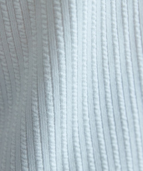 miclat（ミクラ）の「大きいサイズ　袖レースメロウカットソー　miclat（Tシャツ/カットソー・レディース・ブラック/アイボリー・L/5L/3L/4L/LL）」の16枚目の写真