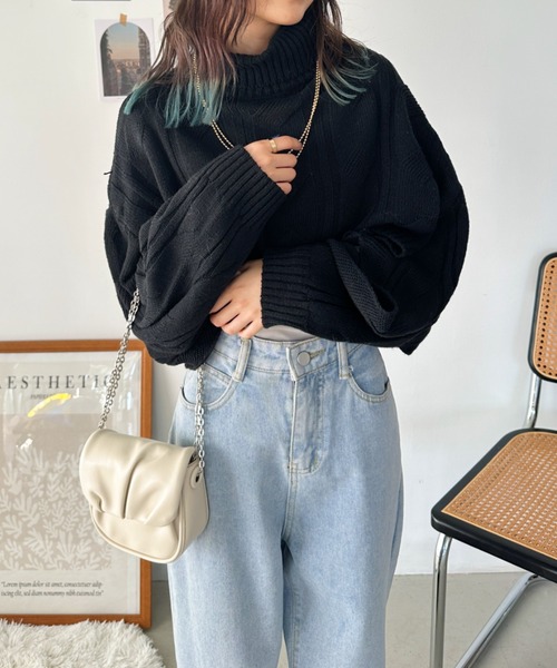 CLEA（クレア）の「クロップドケーブル編みタートルケープニット（ニット/セーター・レディース・アイボリー/ブラック/ベージュ/グレー・FREE）」の22枚目の写真