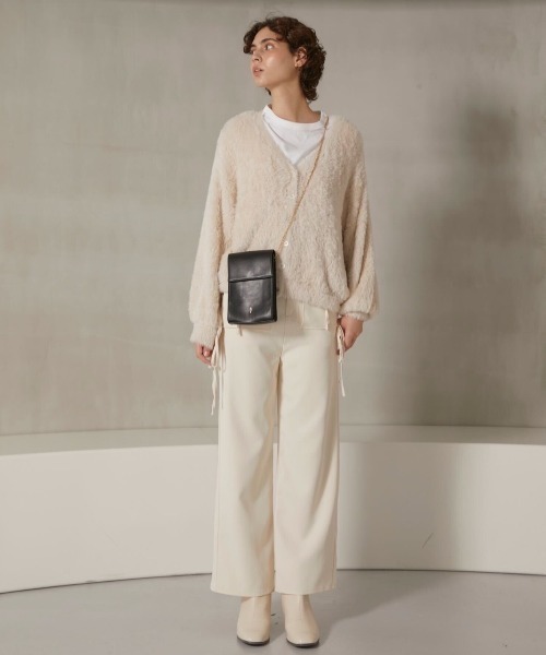 MIRO AMURETTE(ミロアミュレット)の「niwatori mini shoulder bag/チャーム付きスマホショルダーバッグ(ショルダーバッグ・レディース・ブラック・FREE)」の3枚目の写真