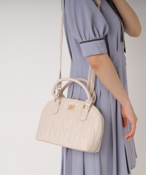 Ober Tashe(オーバータッシェ)の「キルティング 2WAY ショルダーバッグ ボストン(ショルダーバッグ・レディース・アイボリー/ピンク系/グレー/ブラック・FREE)」の21枚目の写真