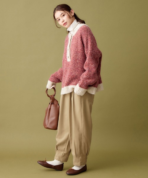 Viola e Viola(ヴィオラエヴィオラ)の「ふんわりやわらか素材のゆるパンツ(その他パンツ・レディース・スミクロ/グレイッシュベージュ・M/L/LL)」の6枚目の写真