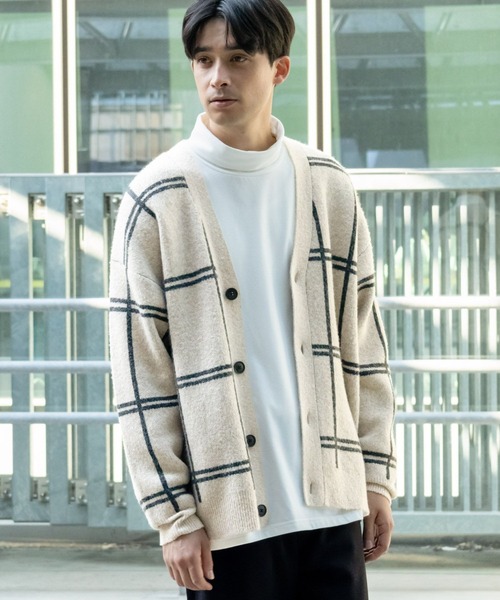 LAKOLE（ラコレ）の「Ｗジャガードチェックニットカーディガン / 907340（カーディガン/ボレロ・メンズ・アイボリー/ブルー/ネイビー・LARGE/X-LARGE/MEDIUM）」の2枚目の写真