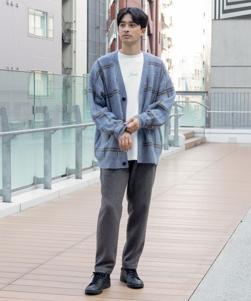 LAKOLE（ラコレ）の「Ｗジャガードチェックニットカーディガン / 907340（カーディガン/ボレロ・メンズ・アイボリー/ブルー/ネイビー・LARGE/X-LARGE/MEDIUM）」の21枚目の写真