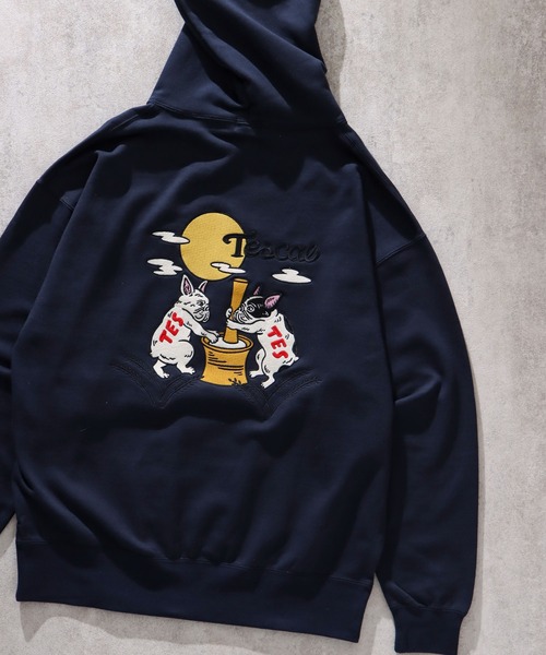 The Endless Summer(エンドレスサマー)の「TES MOON BUHI EMB BIG PARKA / スウェットパーカー(パーカー・メンズ・オフホワイト/ネイビー/ブラック/ダークグリーン・LARGE/MEDIUM/SMALL/X-LARGE)」の4枚目の写真