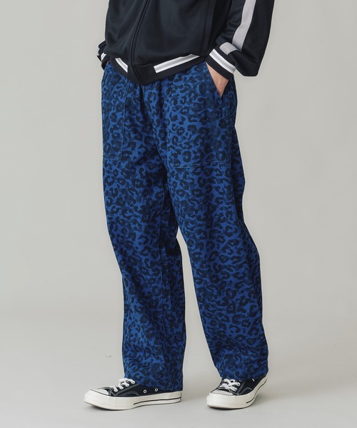 XLARGE(エクストララージ)の「【販売停止】GRAFFITI KIDS EMBROIDERED EASY WIDE PANTS(その他パンツ・メンズ・オリーブ/ブラック/ネイビー・S/L/M/XL)」の1枚目の写真