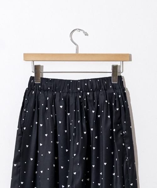 flower（フラワー）の「ルーズリーハートパンツ（その他パンツ・レディース・アイボリー/ブラック・FREE）」の7枚目の写真