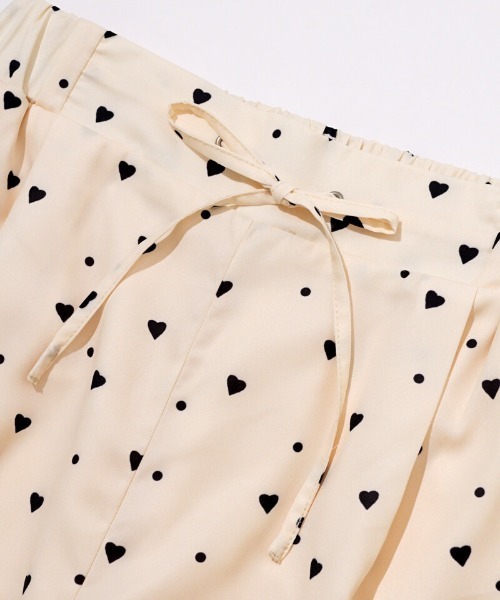 flower（フラワー）の「ルーズリーハートパンツ（その他パンツ・レディース・アイボリー/ブラック・FREE）」の14枚目の写真