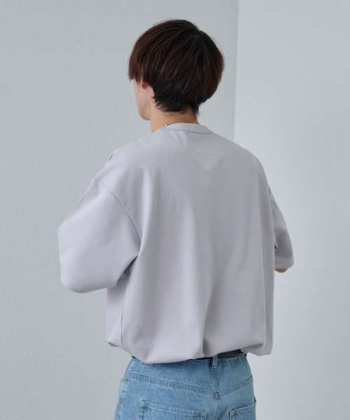 COLONY 2139(コロニートゥーワンスリーナイン)の「エンザイムダンボールリラックスTシャツ(Tシャツ/カットソー・メンズ・オフホワイト/ブラック/ライトグレー・LARGE/MEDIUM)」の16枚目の写真