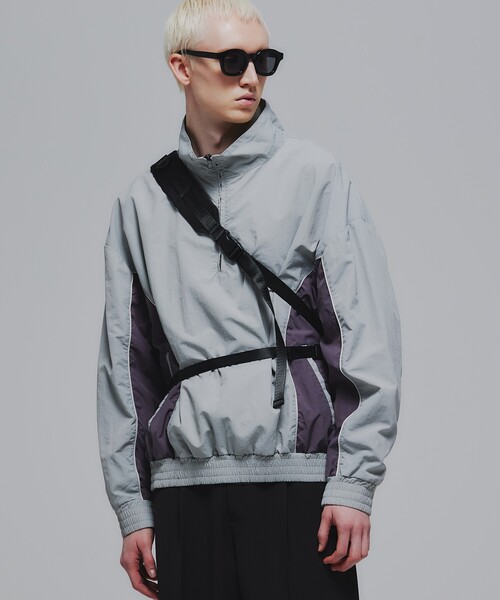 tk.TAKEO KIKUCHI(ティーケータケオキクチ)の「◆ワンショルダーボディバッグ(ボディバッグ/ウエストポーチ・メンズ・ブラック・00)」の17枚目の写真