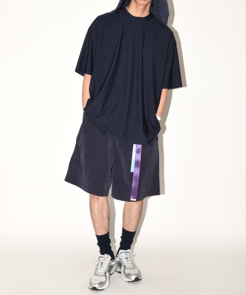 SUPERTHANKS（スーパーサンクス）の「【速乾素材使用】オーバーサイズVネック プルオーバー　Technical S/S pullover（セットアップ/ユニセックス）（Tシャツ/カットソー・メンズ・グレー/ブラック/ネイビー・S/M/L）」の13枚目の写真