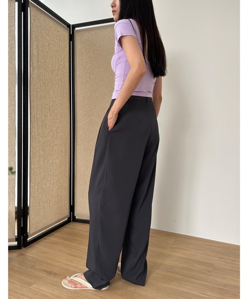Didot.showroom(ディドット ショールーム)の「バックオープンクロップドT(Tシャツ/カットソー・レディース・ブラウン/ピンク/アイボリー/ブラック/クリーム・FREE)」の12枚目の写真