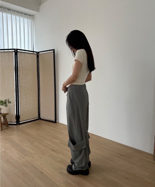 Didot.showroom(ディドット ショールーム)の「バックオープンクロップドT(Tシャツ/カットソー・レディース・ブラウン/ピンク/アイボリー/ブラック/クリーム・FREE)」の15枚目の写真