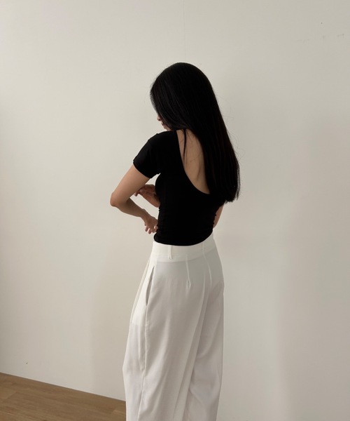 Didot.showroom(ディドット ショールーム)の「バックオープンクロップドT(Tシャツ/カットソー・レディース・ブラウン/ピンク/アイボリー/ブラック/クリーム・FREE)」の21枚目の写真
