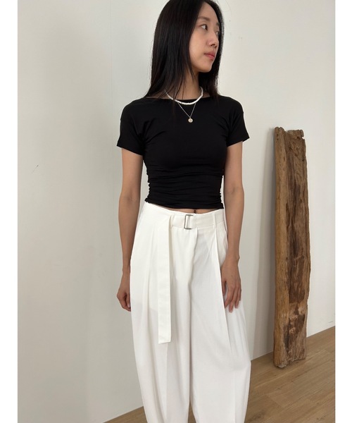 Didot.showroom(ディドット ショールーム)の「バックオープンクロップドT(Tシャツ/カットソー・レディース・ブラウン/ピンク/アイボリー/ブラック/クリーム・FREE)」の9枚目の写真