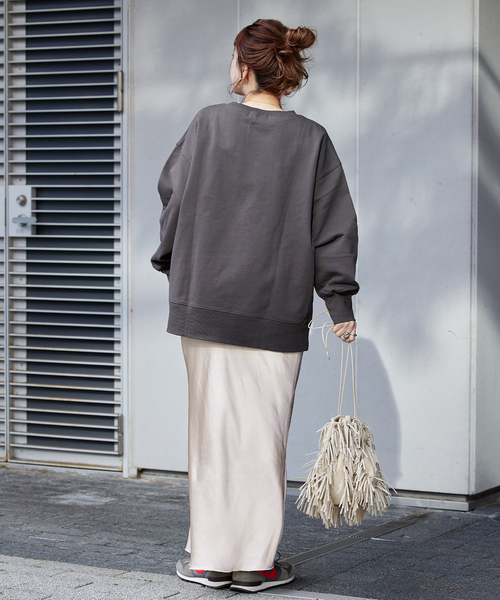 B.C STOCK(ベーセーストック)の「サテンマーメイドロングスカート(スカート・レディース・ブラック/アイボリー・FREE)」の18枚目の写真