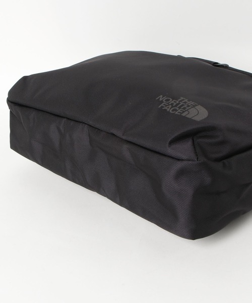 THE NORTH FACE（ザノースフェイス）の「THE NORTH FACE SHUTTLE SHOULDER ザ ノース フェイス シャトルショルダー（ビジネスバッグ・メンズ・ブラック・FREE）」の5枚目の写真