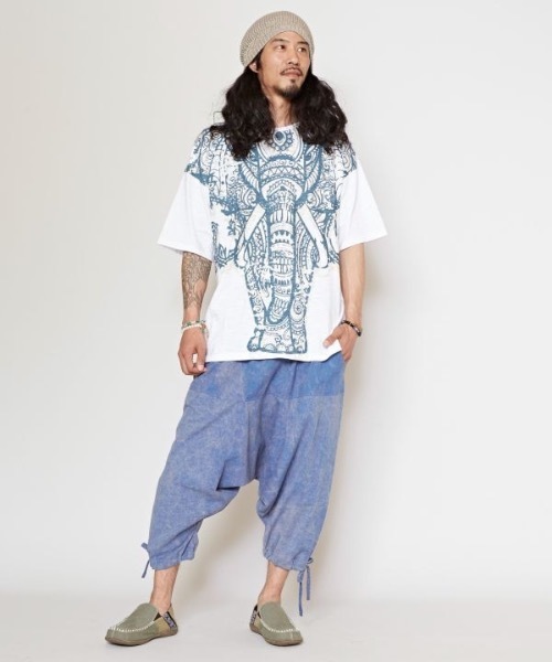 チャイハネ（チャイハネ）の「【チャイハネ】ラジャスタンメンズTシャツ（Tシャツ/カットソー・メンズ・ホワイト/ブラック/ベージュ/パープル/イエロー・FREE）」の7枚目の写真