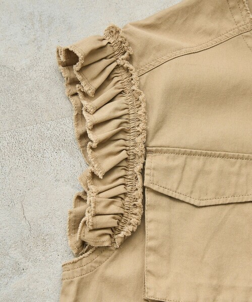 coen（コーエン）の「KhakiJungle別注フリルベスト（ベスト・レディース・オリーブ/ベージュ・FREE）」の18枚目の写真