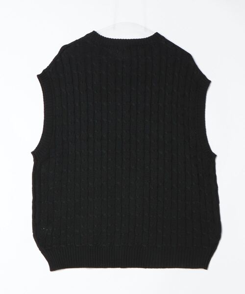 BEVERLY HILLS POLO CLUB（ビバリーヒルズポロクラブ）の「【BEVERLY HILLS POLO CLUB/ビバリーヒルズポロクラブ】ワンポイント刺繍ケーブル編みオーバーサイズニットベスト（ベスト・メンズ・ブラック/グリーン/オフホワイト/ネイビー・LL/M/L）」の5枚目の写真