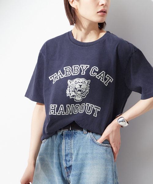 MIXTA（ミクスタ）の「《別注》【MIXTA/ミクスタ】TABBY CAT HANGOUT CREW T-SH：Tシャツ（Tシャツ/カットソー・レディース・ブラック/ネイビー/アイボリー・MEDIUM）」の19枚目の写真