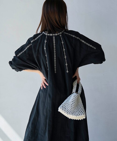 セール】MARKET（マーケット）配色刺繍カフタンワンピース