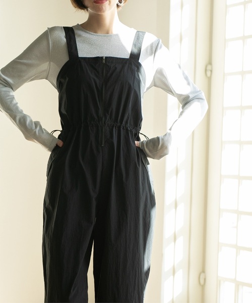 OPAQUE.CLIP（オペークドットクリップ）の「◆ナイロンZIPサロペット【洗濯機洗い可】（サロペット/オーバーオール・レディース・ブラック/ホワイト・36/38/40）」の9枚目の写真