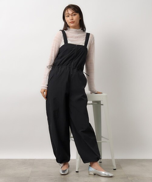 OPAQUE.CLIP（オペークドットクリップ）の「◆ナイロンZIPサロペット【洗濯機洗い可】（サロペット/オーバーオール・レディース・ブラック/ホワイト・36/38/40）」の15枚目の写真