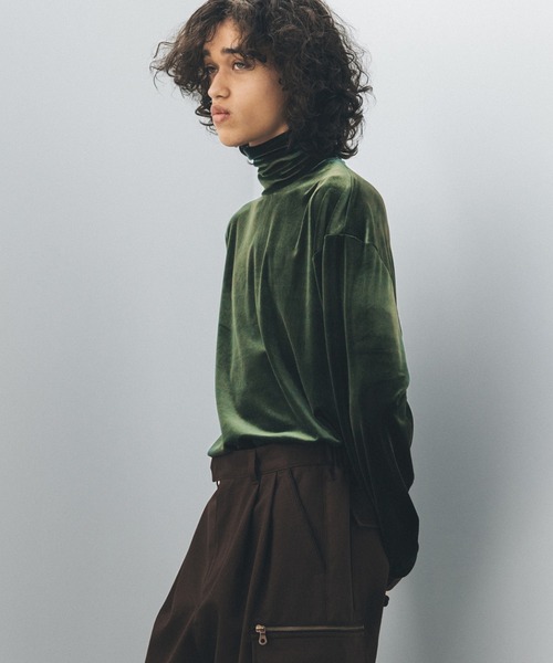 Juha（ユハ）の「LUSH VELOUR TURTLE（Tシャツ/カットソー）」 - WEAR