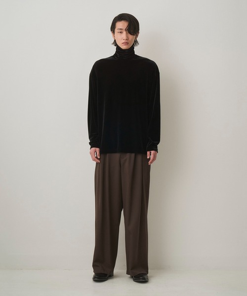 Juha（ユハ）の「LUSH VELOUR TURTLE（Tシャツ/カットソー・メンズ・ブラック/オリーブ/ワインレッド/グリーン/アイボリー・4/3）」の10枚目の写真