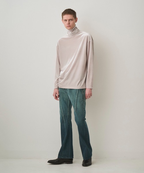 Juha（ユハ）の「LUSH VELOUR TURTLE（Tシャツ/カットソー・メンズ・ブラック/オリーブ/ワインレッド/グリーン/アイボリー・4/3）」の13枚目の写真