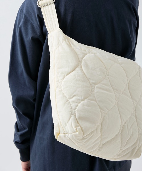 meltum（メルタム）の「【ZOZO限定】QUILT SHOULDER BAG（ショルダーバッグ・メンズ・ブラック/ホワイト/ブラウン・FREE）」の16枚目の写真
