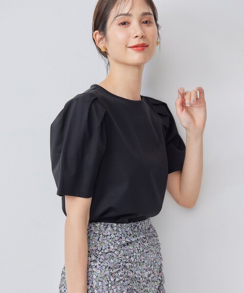 組曲(クミキョク)の「タックスリーブポンチ カットソー(Tシャツ/カットソー・レディース・ブルー系/ピンク系/アイボリー系/ブラック系・2/3)」の7枚目の写真