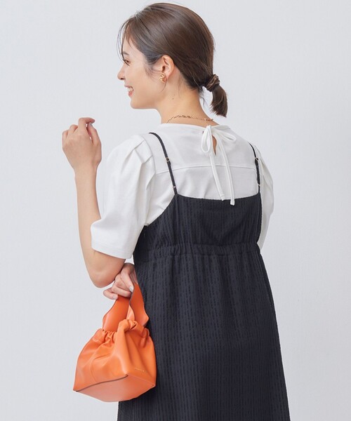 組曲(クミキョク)の「タックスリーブポンチ カットソー(Tシャツ/カットソー・レディース・ブルー系/ピンク系/アイボリー系/ブラック系・2/3)」の12枚目の写真