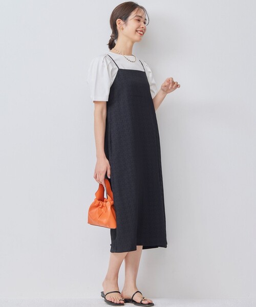 組曲(クミキョク)の「タックスリーブポンチ カットソー(Tシャツ/カットソー・レディース・ブルー系/ピンク系/アイボリー系/ブラック系・2/3)」の22枚目の写真