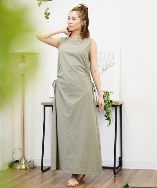 Ungrid(アングリッド)の「【ムラサキスポーツ限定】UNGRID/アングリッド 水陸両用 ユーティリティー カッティングロングワンピース 240201(ワンピース・レディース・ブラック/グレイッシュベージュ・M)」の13枚目の写真