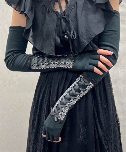 axes femme（アクシーズファム）の「巾着付きレースアップＵＶ手袋（手袋・レディース・ピンク/ブラック・FREE）」の2枚目の写真