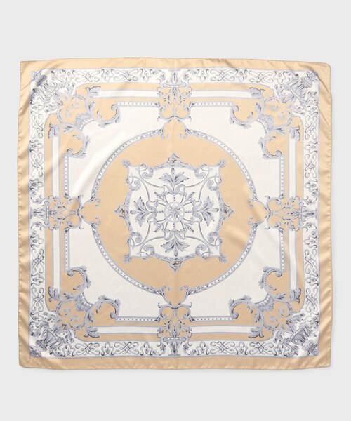 UNTITLED（アンタイトル）の「【手洗い／88cm正方形】エンブレムプリントスカーフ（ストール/ショール・レディース・ブルー系4/ベージュ系4・99）」の2枚目の写真