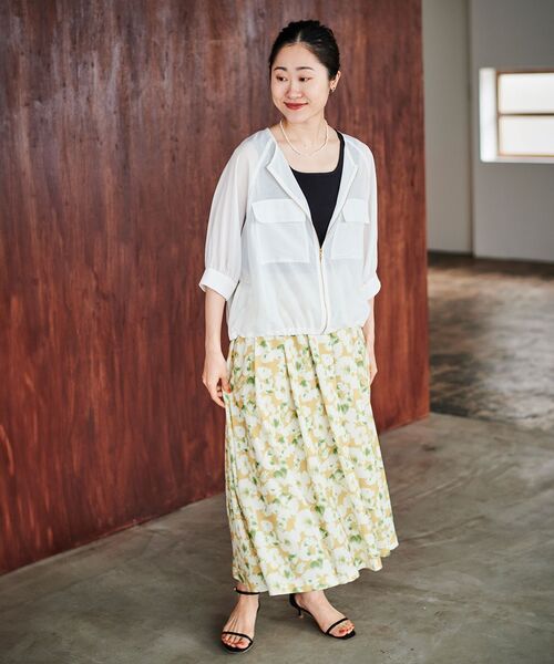 le.coeur blanc（ルクールブラン）の「フラワープリントギャザースカート（スカート・レディース・ブルー系その他4/イエロー系その他・38）」の6枚目の写真