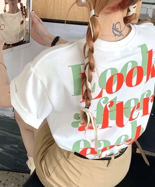 SHEENA(シーナ)の「オーバーラップ配色ロゴBIGTシャツ(Tシャツ/カットソー・レディース・ホワイト/サックスブルー・M)」の21枚目の写真