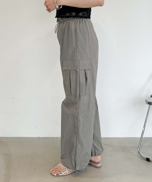 archives(アルシーヴ)の「ウエストギャザーカーゴパンツ(カーゴパンツ・レディース・グレー/ブラック/アイボリー・MEDIUM)」の5枚目の写真