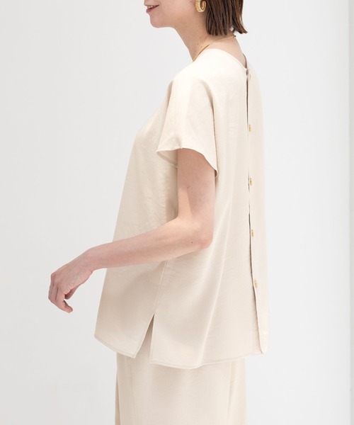 Elura（エルーラ）の「サラサラサマーリネンライク2wayプルオーバー/113176（シャツ/ブラウス・レディース・ブラック/ベージュ/ホワイト・FREE）」の11枚目の写真