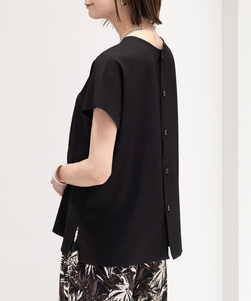 Elura（エルーラ）の「サラサラサマーリネンライク2wayプルオーバー/113176（シャツ/ブラウス・レディース・ブラック/ベージュ/ホワイト・FREE）」の20枚目の写真