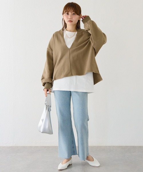 LAVEANGE（ラビアンジェ）の「Vネックスエットアンサンブル【セットアップ対応】（スウェット・レディース・ベージュ/ブラック/ブラウン・4L/3L/LL/M/5L）」の11枚目の写真