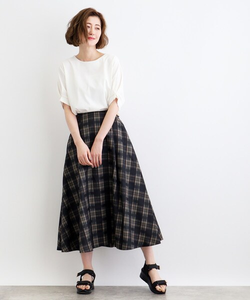 grove（グローブ）の「◆＜接触冷感／UVカット＞タックドルマンプルオーバー（Tシャツ/カットソー・レディース・ホワイト系5/ブルー系その他/カーキ/オフホワイト/ブラック・02/03/01/04/05）」の9枚目の写真