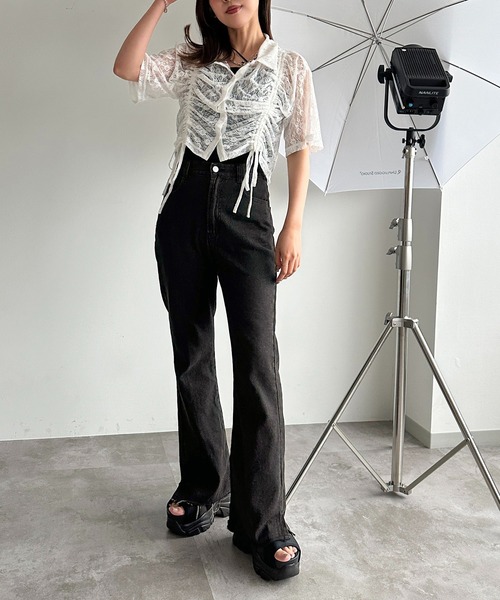 apres jour mignon（アプレジュールミニョン）の「ラメシアーレースドロストシャツ【ZOZOTOWN限定アイテム】（シャツ/ブラウス・レディース・シルバー/レッド/ピンク/オフホワイト/ブラック・フリー/X-LARGE）」の8枚目の写真