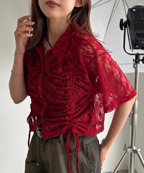 apres jour mignon（アプレジュールミニョン）の「ラメシアーレースドロストシャツ【ZOZOTOWN限定アイテム】（シャツ/ブラウス・レディース・シルバー/レッド/ピンク/オフホワイト/ブラック・フリー/X-LARGE）」の18枚目の写真