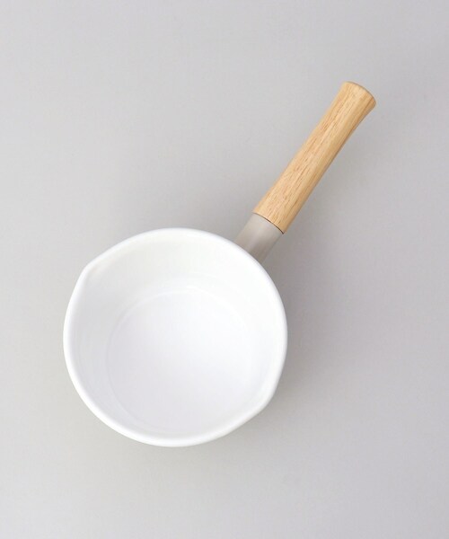 212 KITCHEN STORE（トゥワントゥキッチンストア）の「コットンプラス 14cmミルクパン BE ＜富士ホーロー＞（鍋/フライパン・レディース・その他・00）」の6枚目の写真