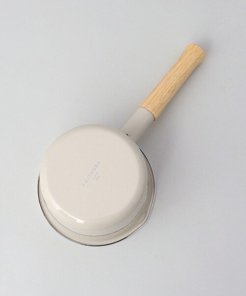 212 KITCHEN STORE（トゥワントゥキッチンストア）の「コットンプラス 14cmミルクパン BE ＜富士ホーロー＞（鍋/フライパン・レディース・その他・00）」の5枚目の写真