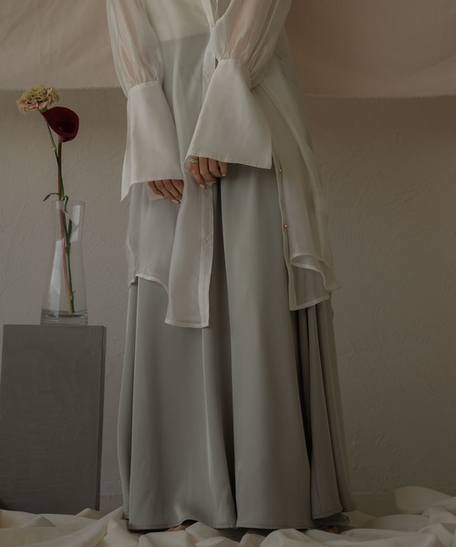mideal(マイディール)の「satin maxi flare skirt / サテンマキシフレアスカート(スカート・レディース・ピンク/ブルー系その他/オフホワイト・FREE)」の3枚目の写真